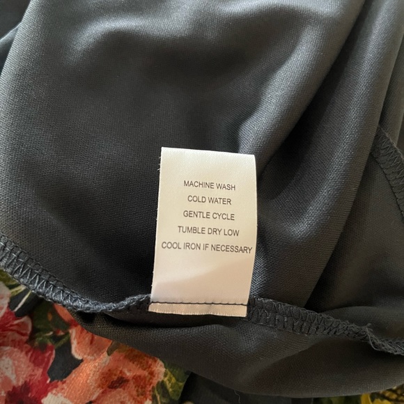 Romper - Picture 5 of 5